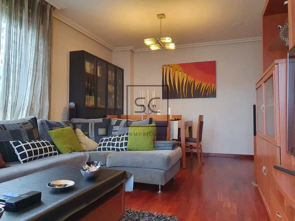 Piso con ascensor, garaje y trastero