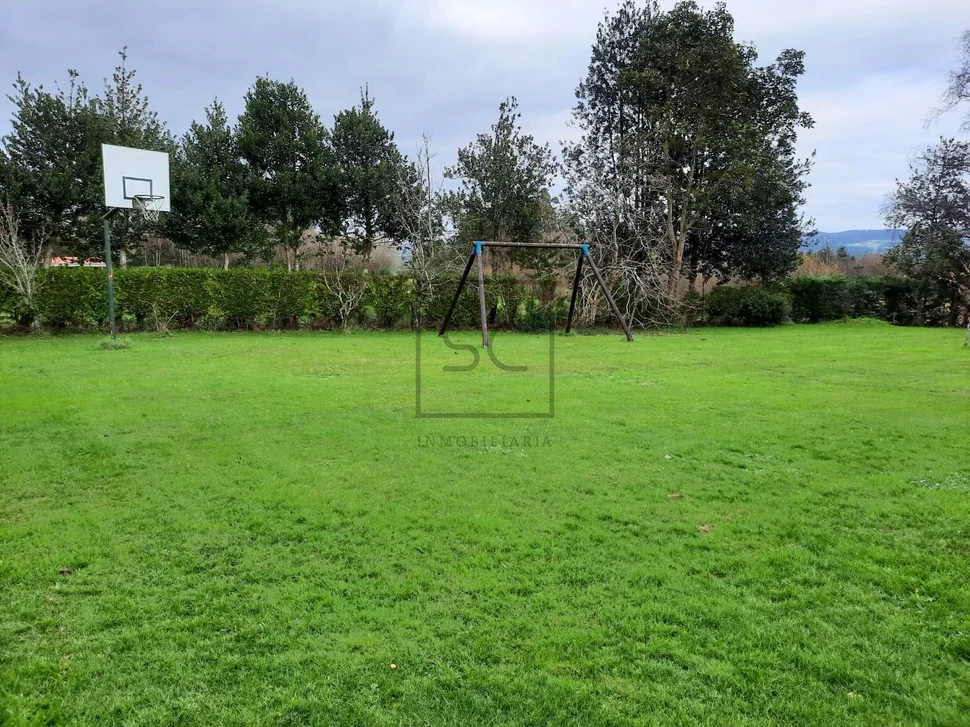 Casa independiente con parcela en zona o val