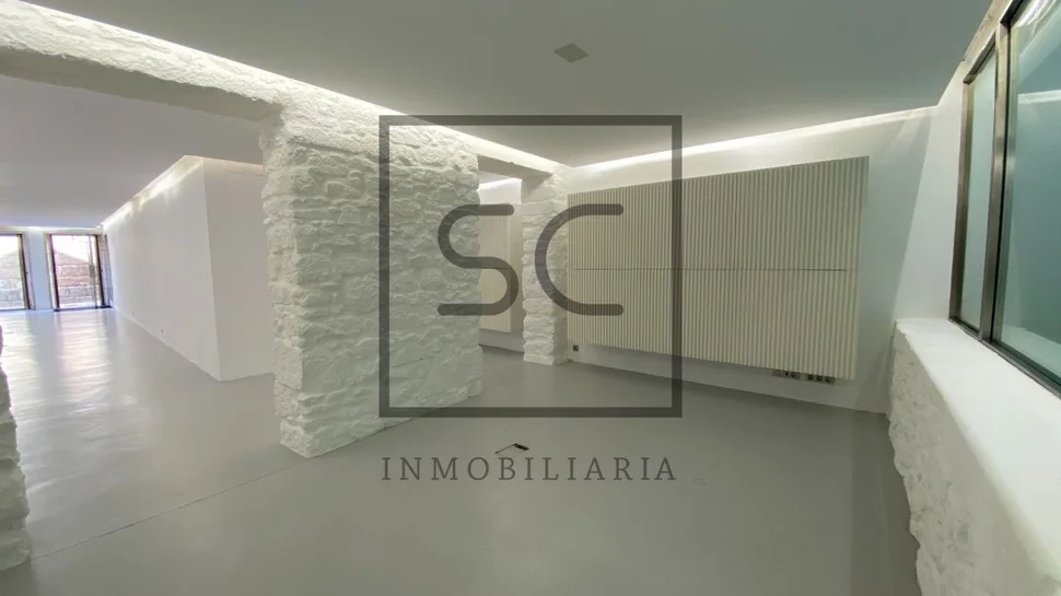 Local comercial o vivienda de diseño en la ciudad vieja