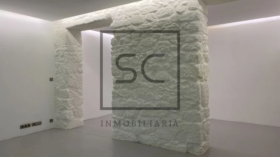 Local comercial o vivienda de diseño en la ciudad vieja