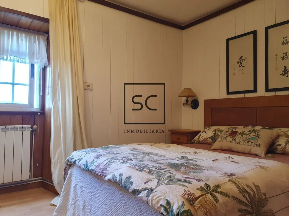 Casa con hórreo en esmelle, ferrol