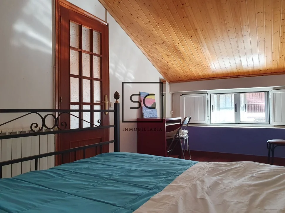 Casa con hórreo en esmelle, ferrol