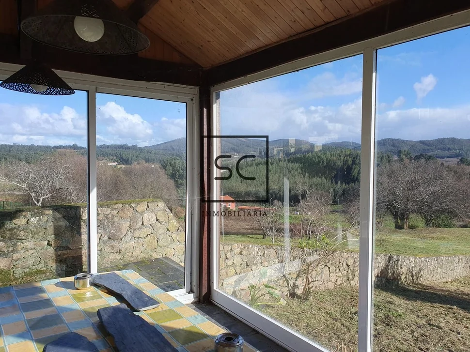 Casa con hórreo en esmelle, ferrol