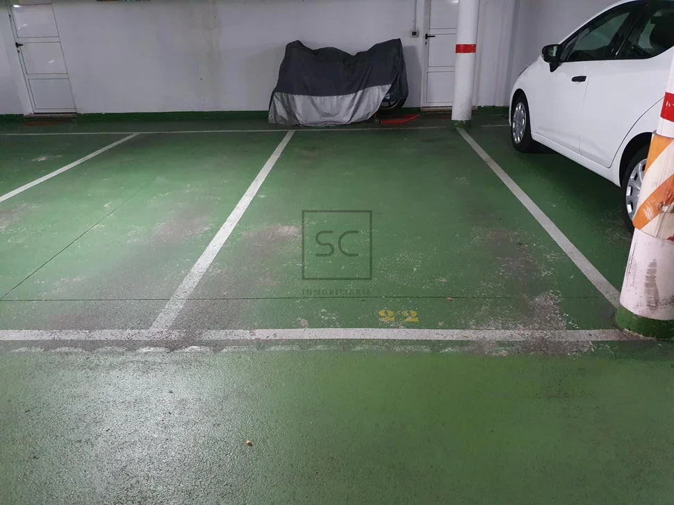 Chalet con ascensor y 2 plazas de garaje en el alto castaño, narón