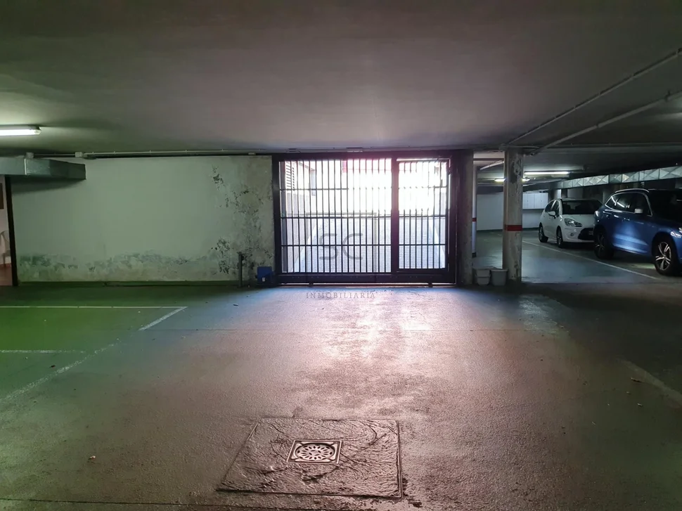 Chalet con ascensor y 2 plazas de garaje en el alto castaño, narón