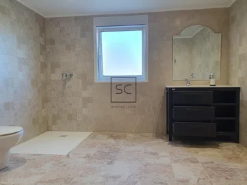 Casa de 3 plantas con finca en sedes-narón