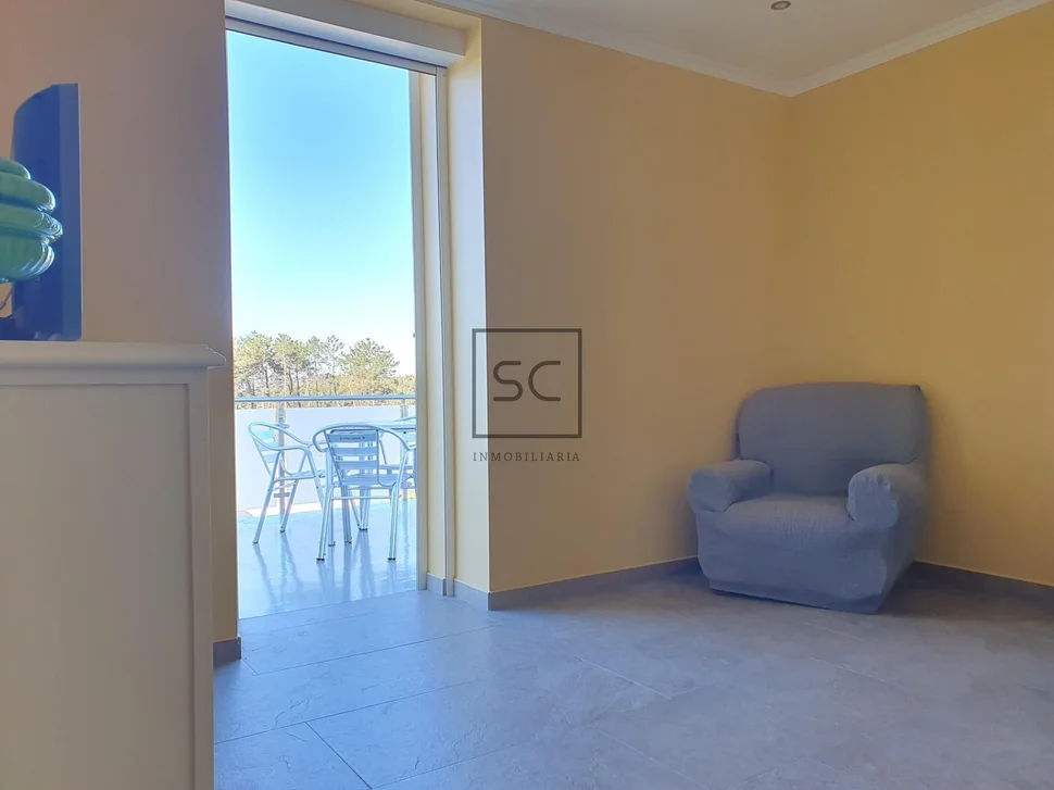 Casa de 3 plantas con finca en sedes-narón