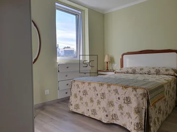 Casa de 3 plantas con finca en sedes-narón