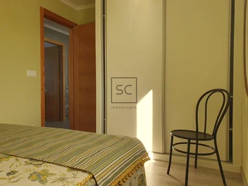 Casa de 3 plantas con finca en sedes-narón