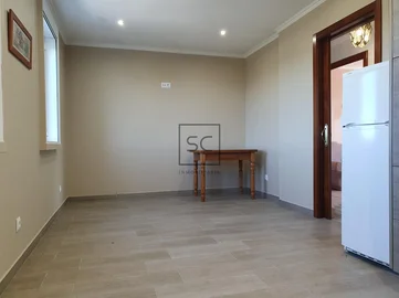 Casa de 3 plantas con finca en sedes-narón