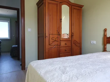 Casa de 3 plantas con finca en sedes-narón