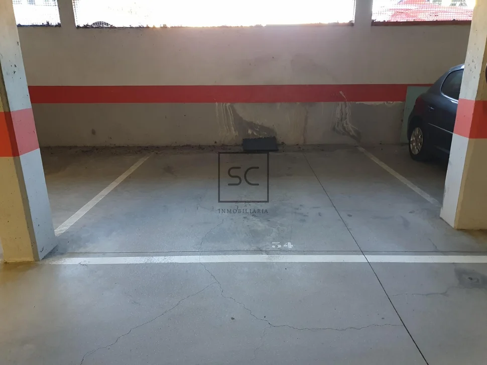 Apartamento con una pequeña terraza