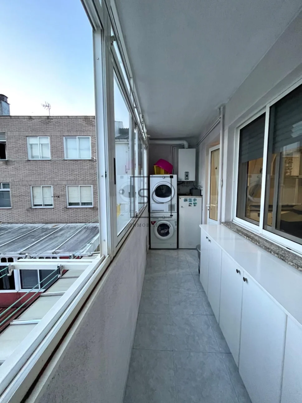 Piso con garaje y trastero en la gándara, narón