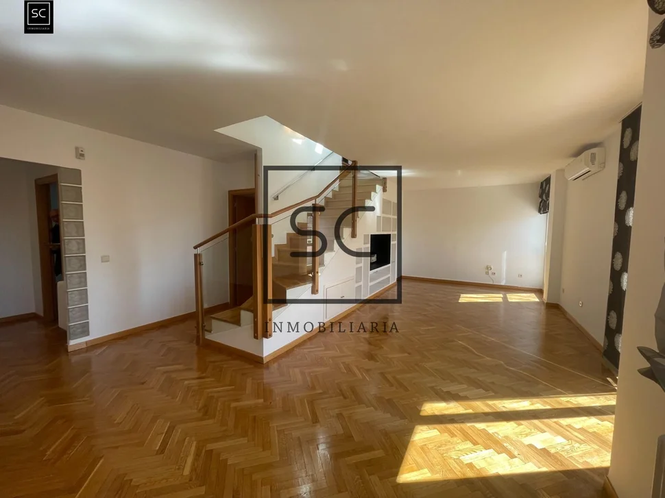 Magnífico ático-dúplex en boadilla sector b