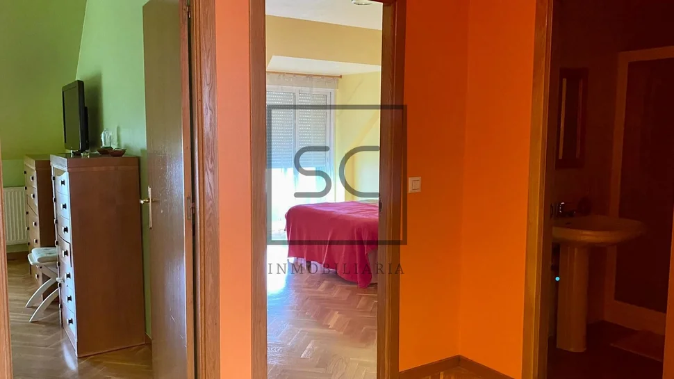 Ático duplex con impresionantes vistas a la ria y a la playa de santa cristina en eirís, a coruña