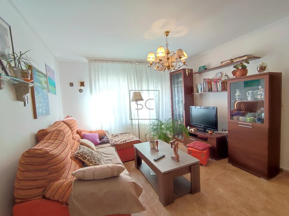 Amplio piso en caranza