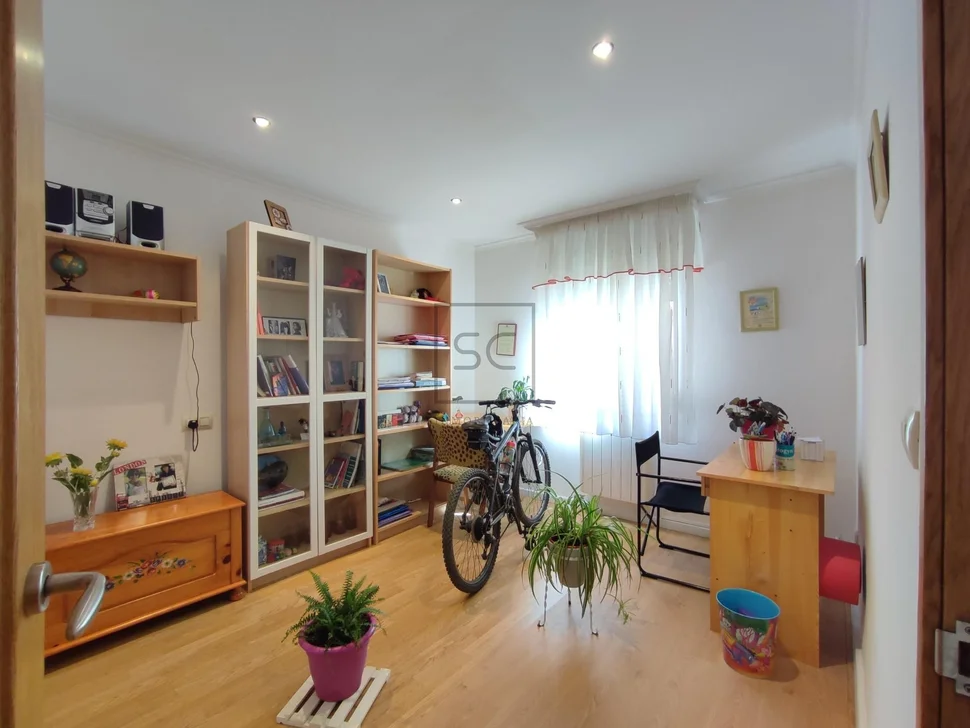 Amplio piso en caranza