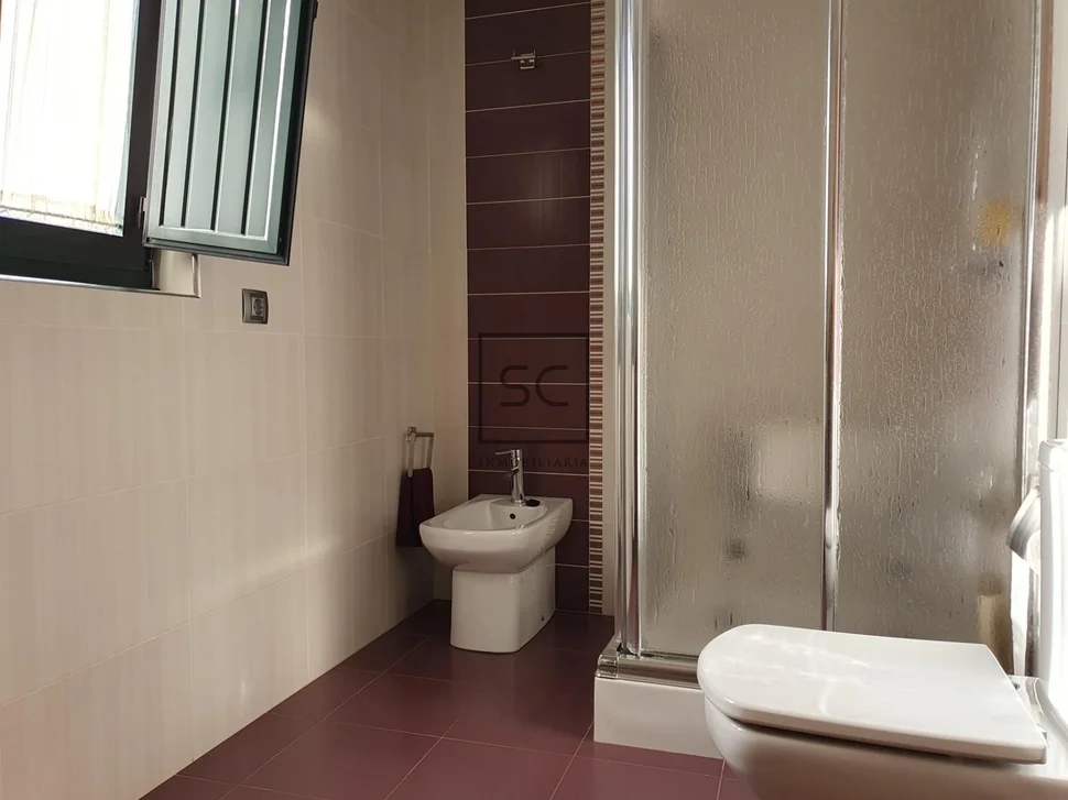 Casa de piedra en labacencos, moeche