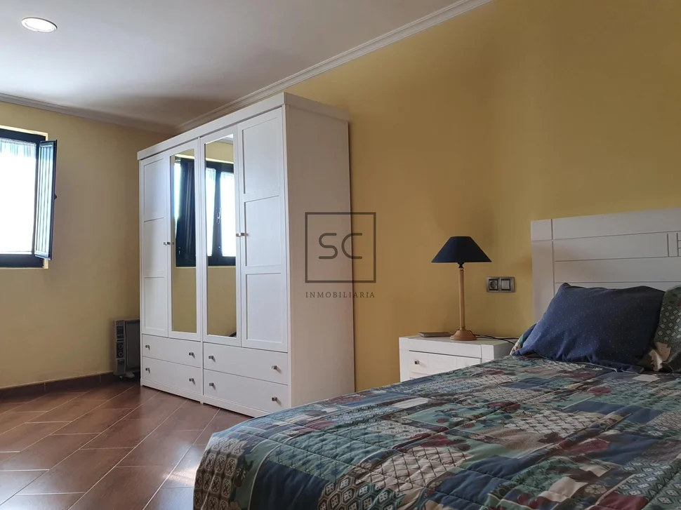 Casa de piedra en labacencos, moeche