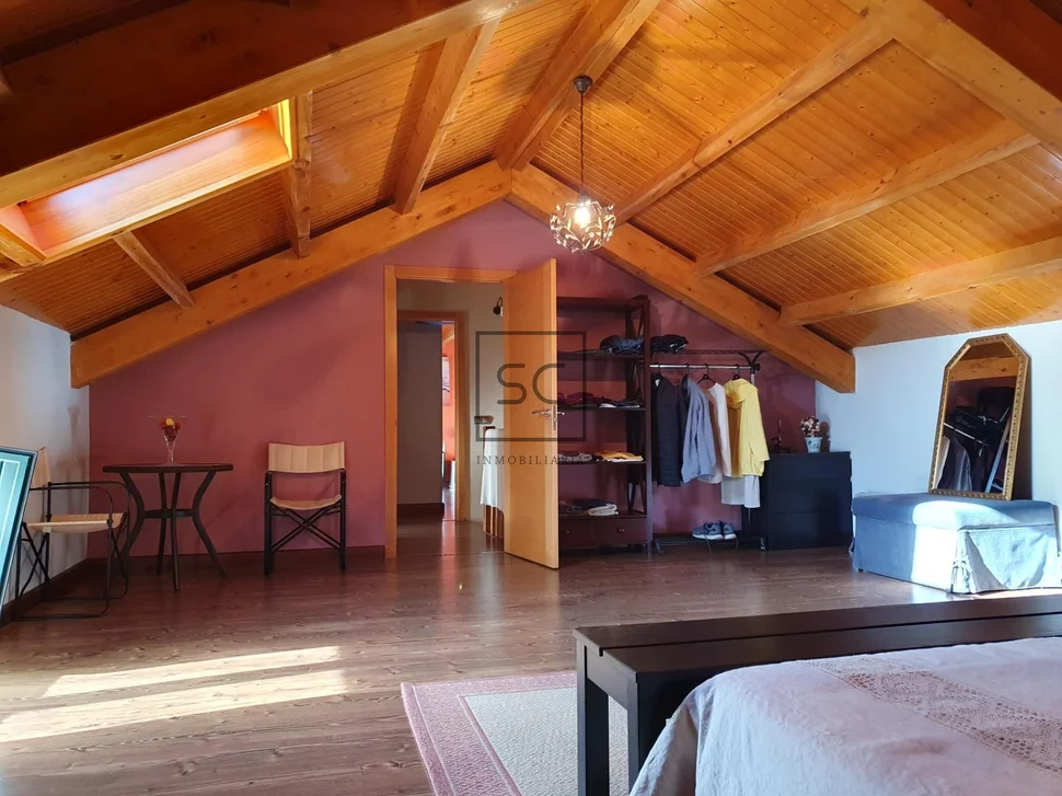 Casa de piedra en labacencos, moeche