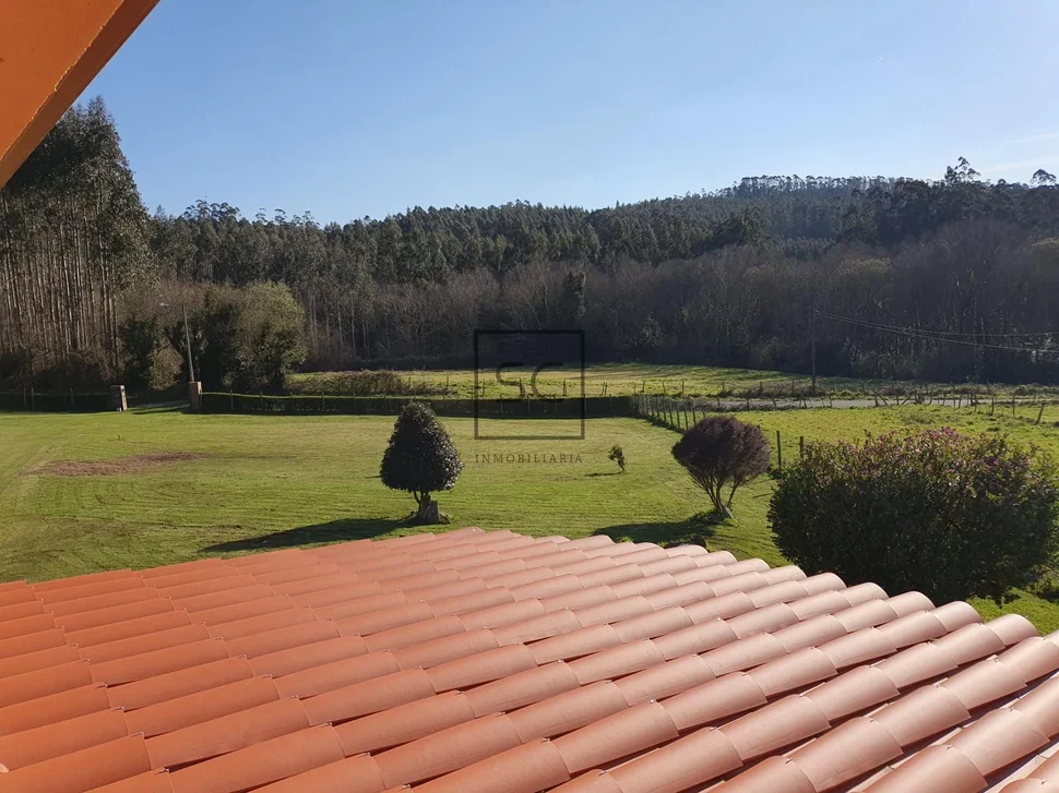 Casa de piedra en labacencos, moeche