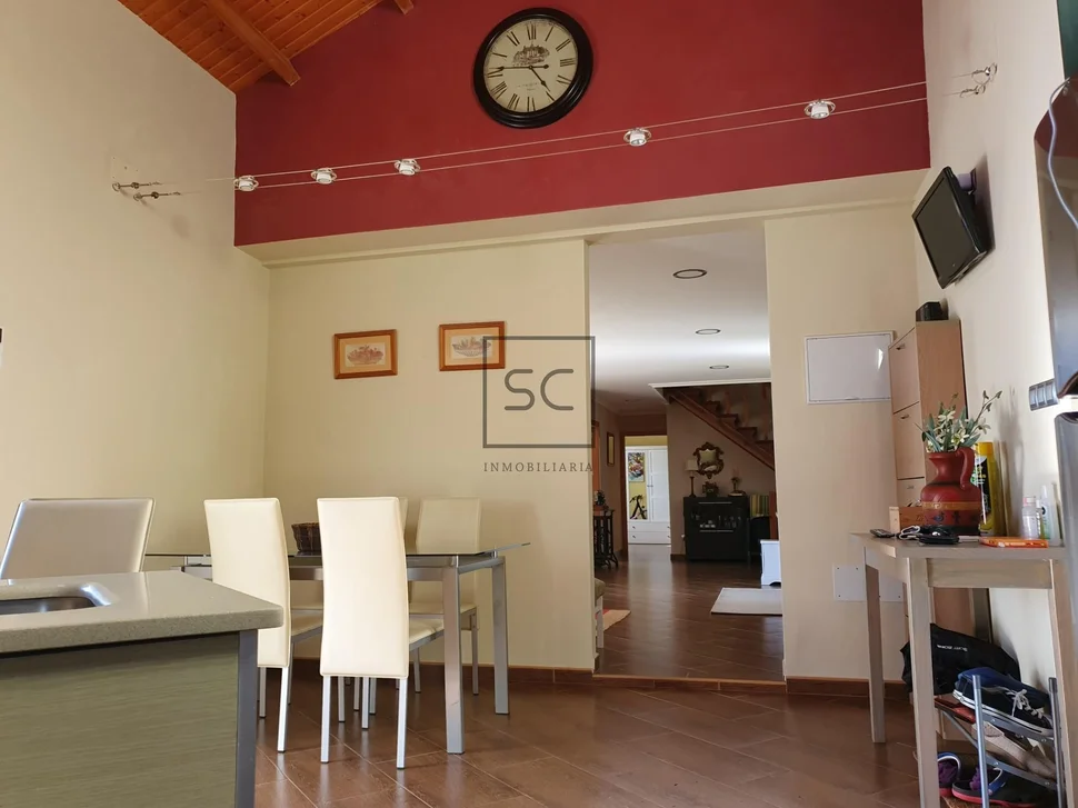 Casa de piedra en labacencos, moeche