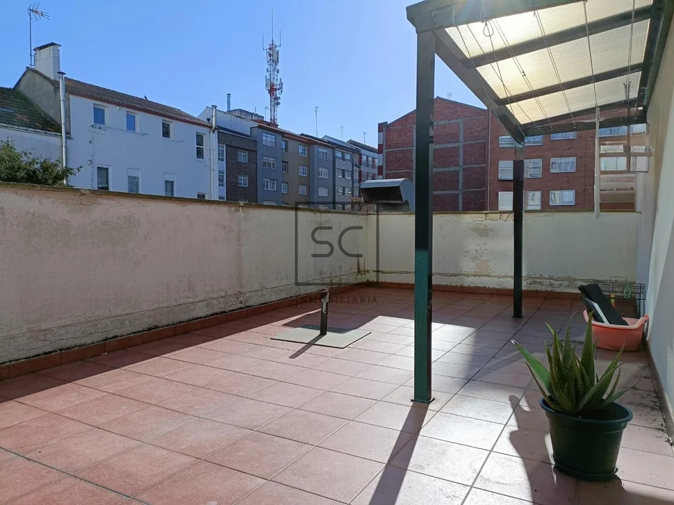 Apartamento con terraza en ferrol