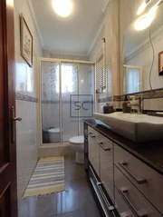 Luminoso piso en caranza