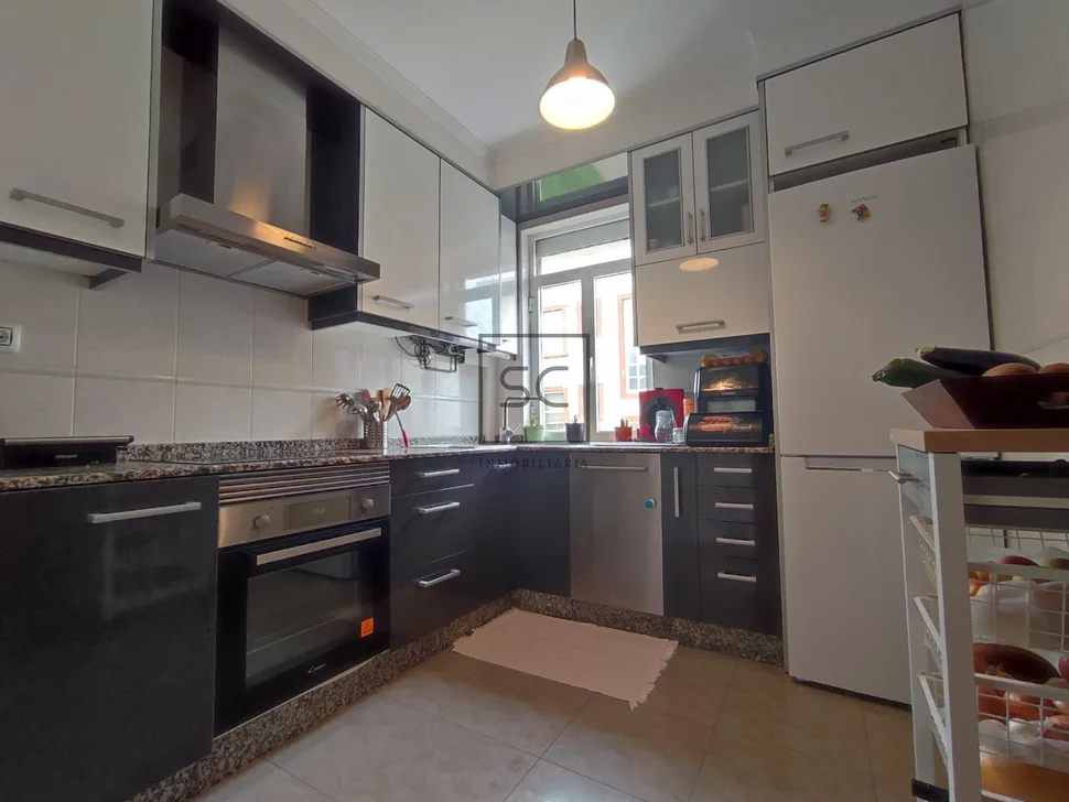 Luminoso piso en caranza