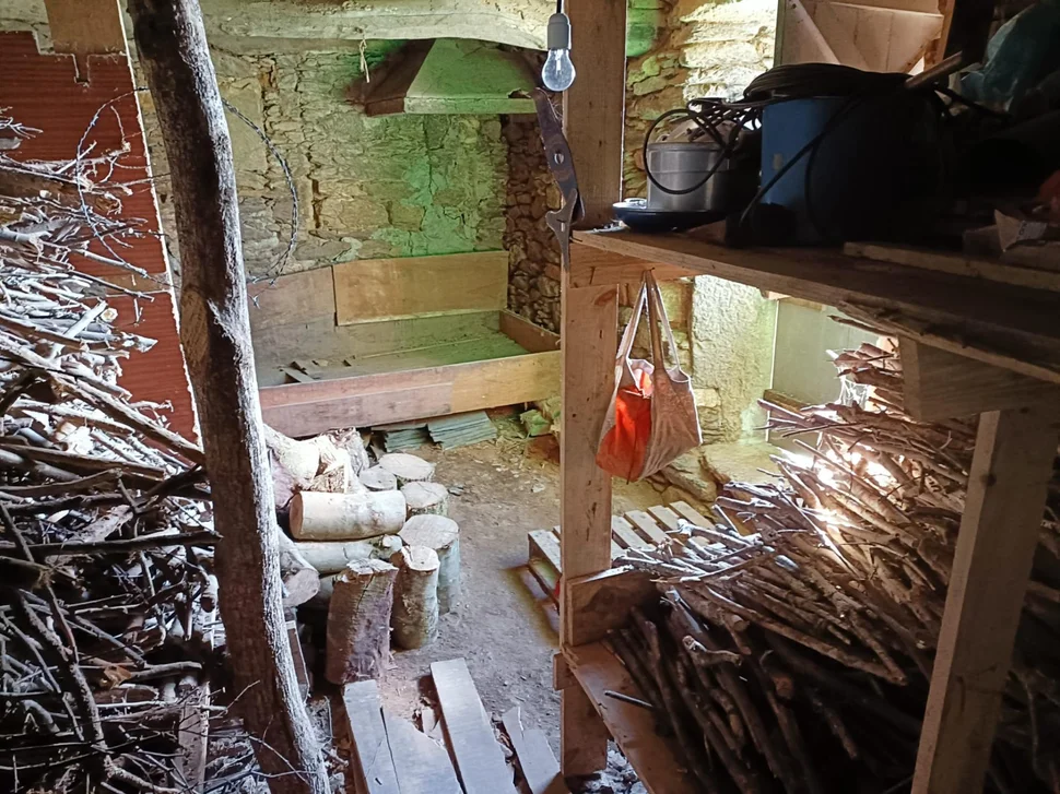 Casa de piedra para reformar en somozas