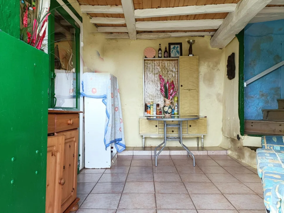 Casa de piedra para reformar en somozas