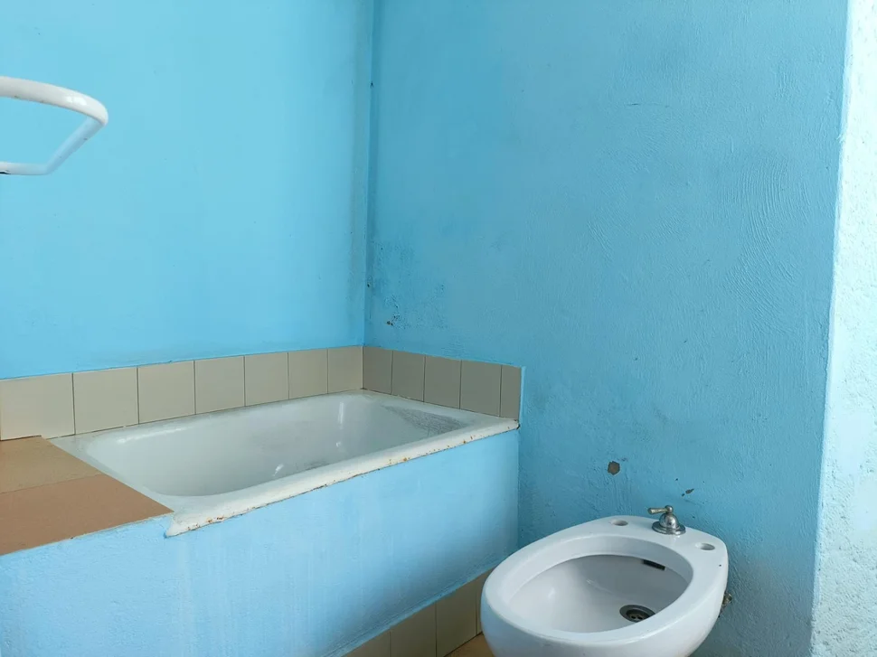 Casa de piedra para reformar en somozas