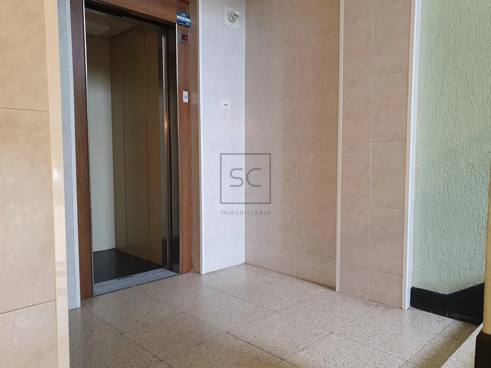 Piso con ascensor y trastero