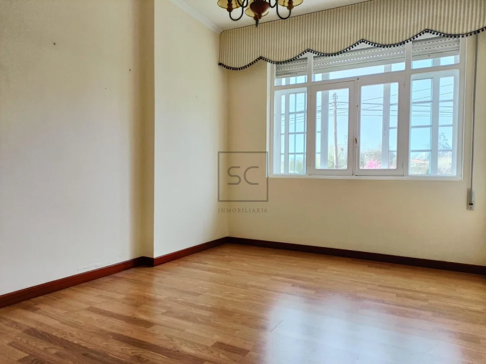 Casa con 6 habitaciones en castro