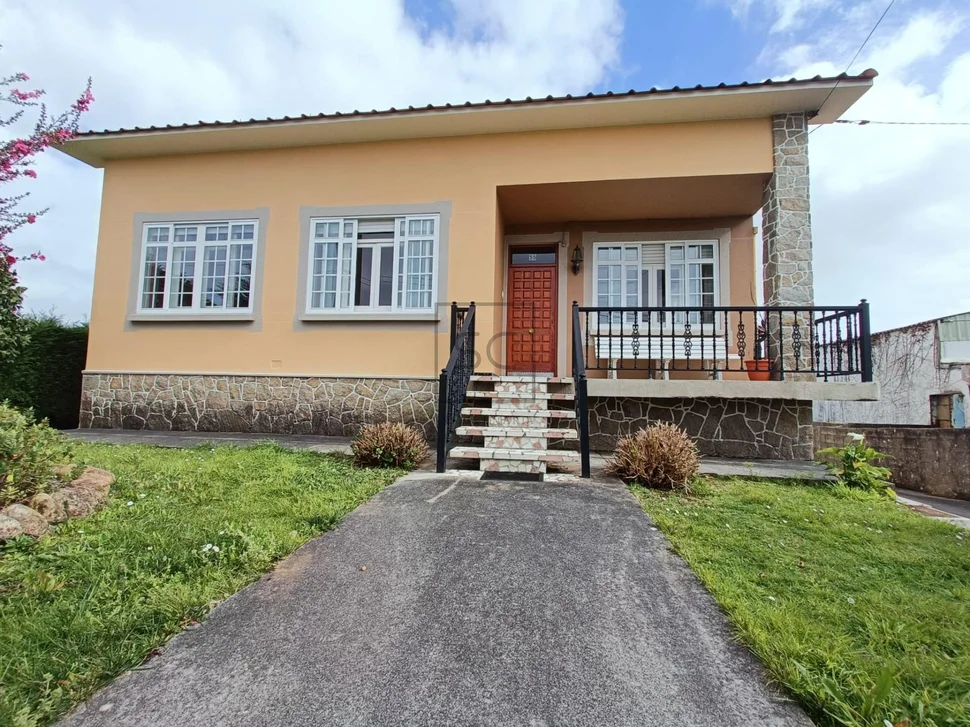 Casa con 6 habitaciones en castro