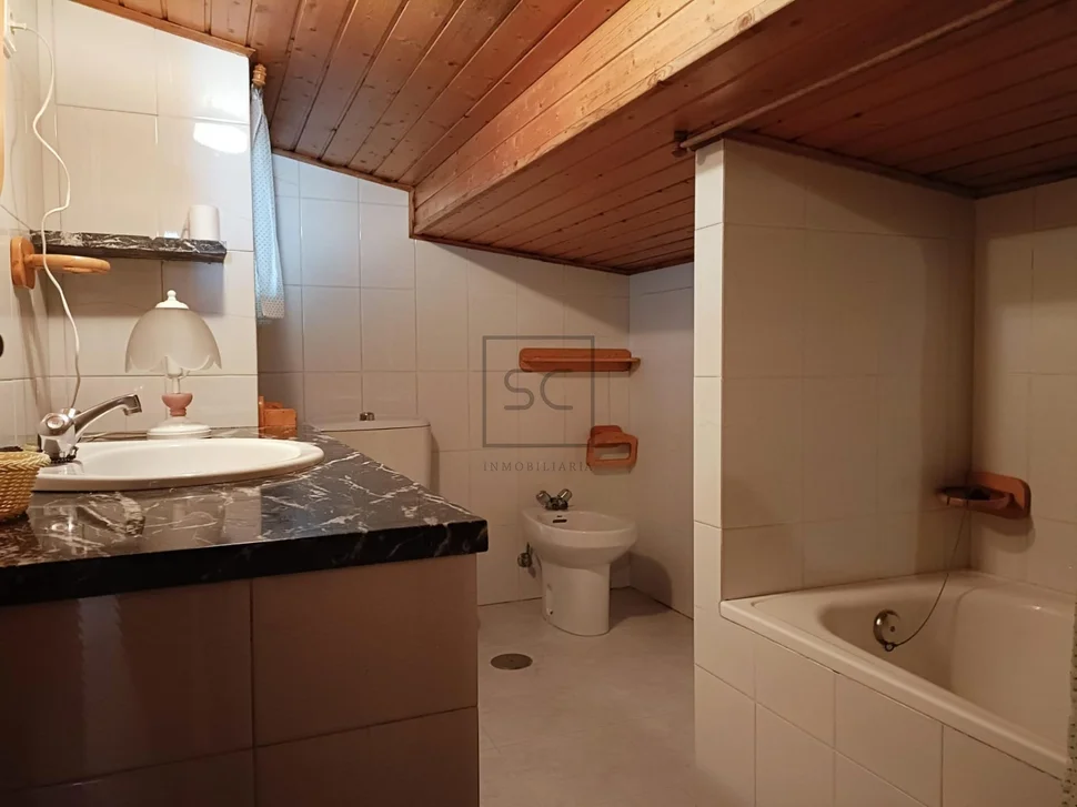 Casa con 6 habitaciones en castro