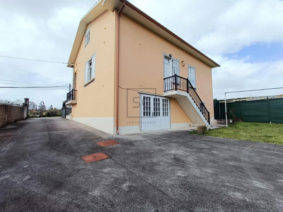 Casa con 6 habitaciones en castro