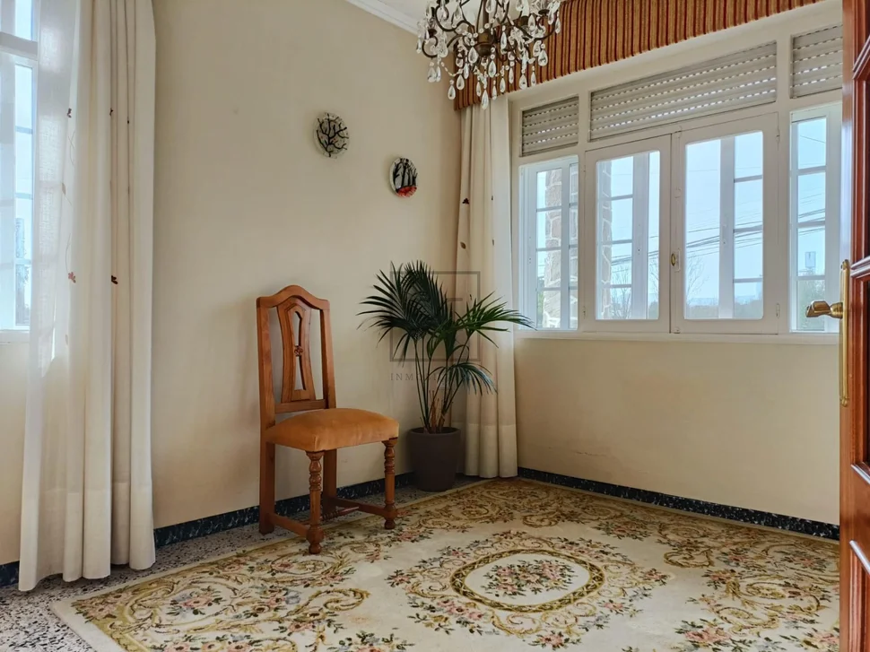 Casa con 6 habitaciones en castro