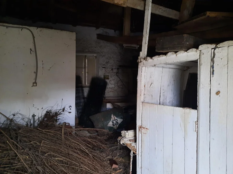 Casa adosada en piedra para reforma