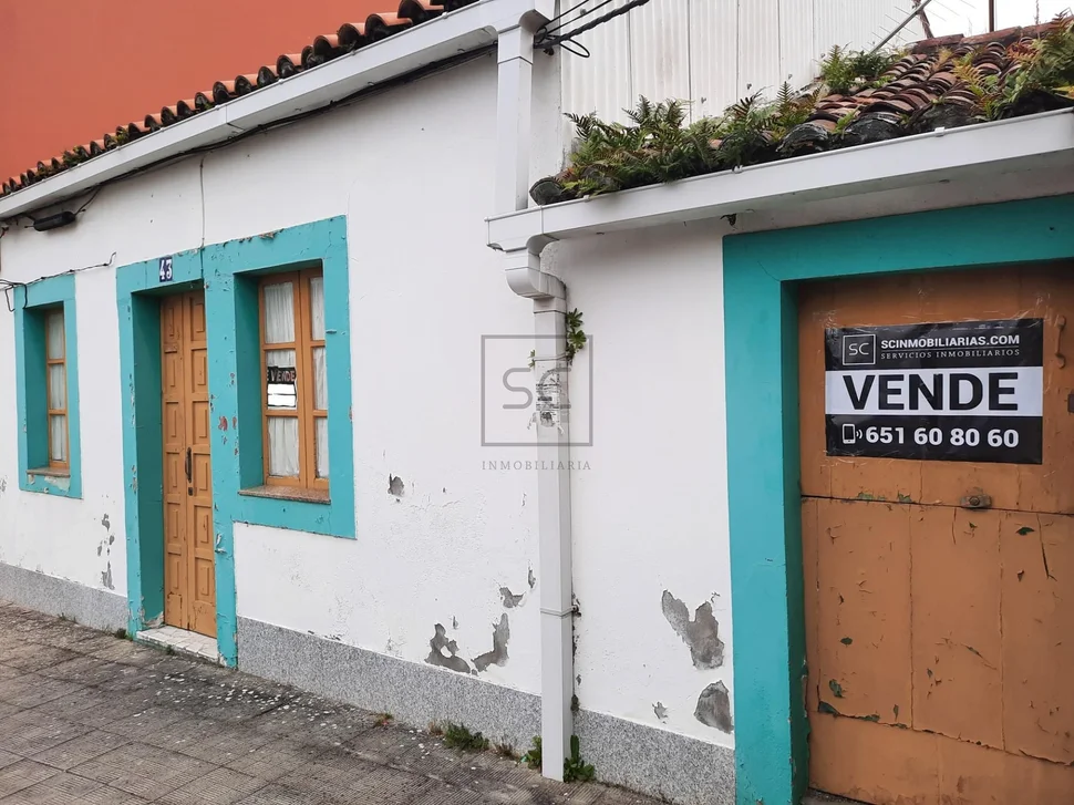 Casa adosada en piedra para reforma