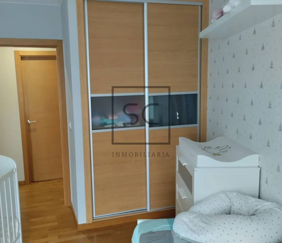 Piso con ascensor, garaje y trastero en el centro de carral