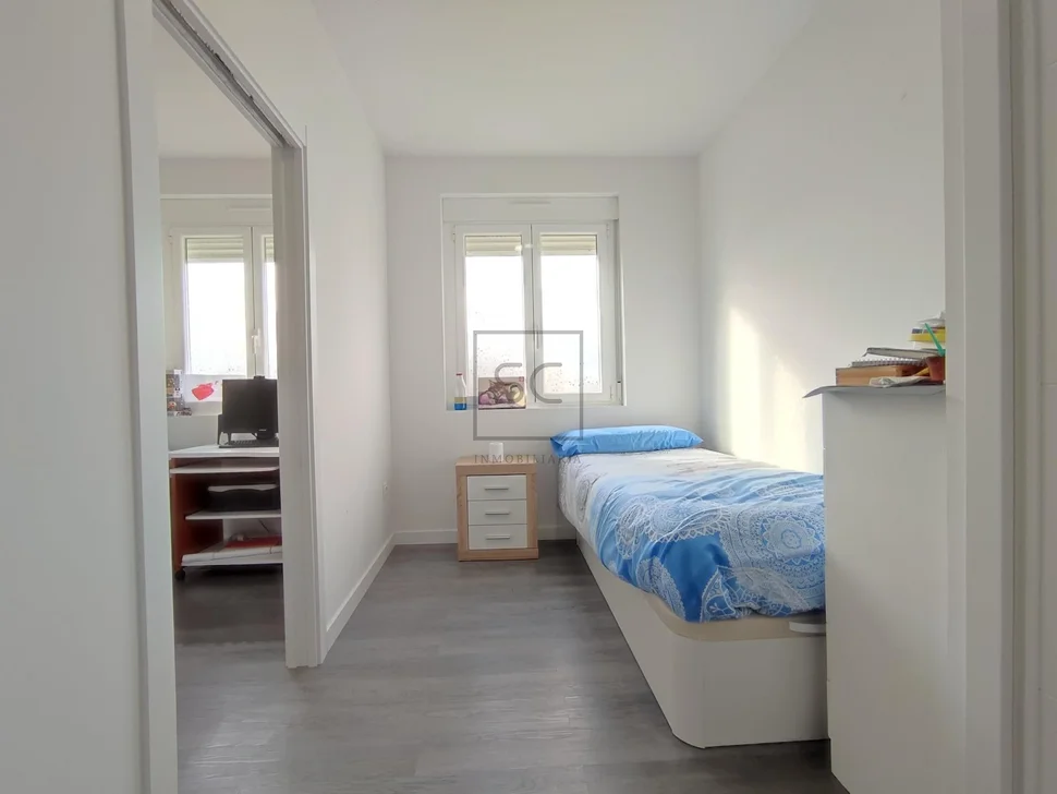 Potente adosado en la zona de fene