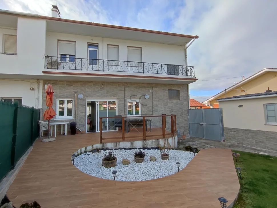 Potente adosado en la zona de fene