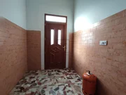 Potente adosado en la zona de fene