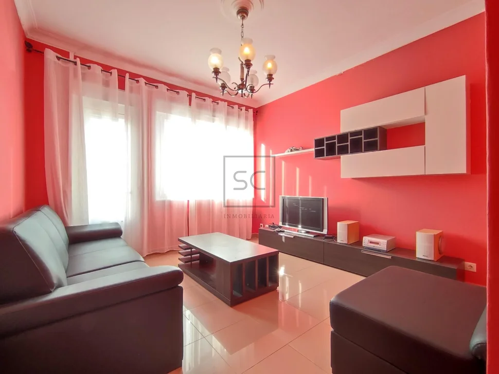 Potente adosado en la zona de fene