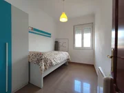 Potente adosado en la zona de fene