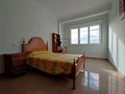 Potente adosado en la zona de fene