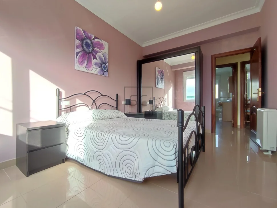 Potente adosado en la zona de fene