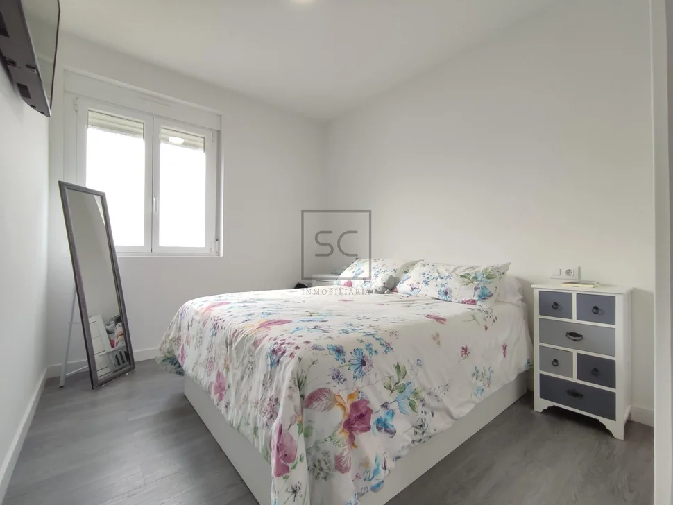 Potente adosado en la zona de fene