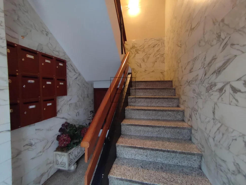 Luminoso apartamento para reforma integral en ferrol